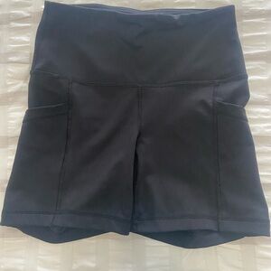 Black Yogalicious Bike Shorts with 2 Pockets